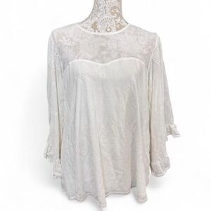 Torrid Size 0 White Whimsy Goth Cottage Core Fairy Core White Velvet Burnout Top